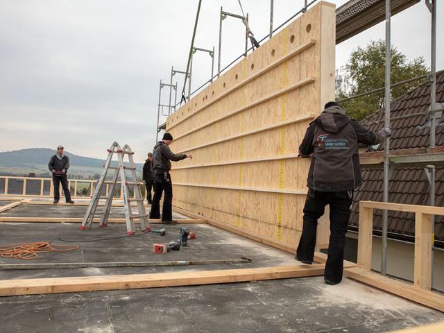 Offres d'emploi : nous recherchons des chefs de chantier, charpentiers et des menuisiers